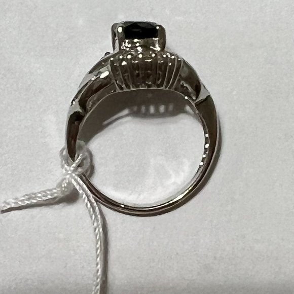 Beautiful design 14K white gold diamond & sapphire ring - Picture 2 of 5